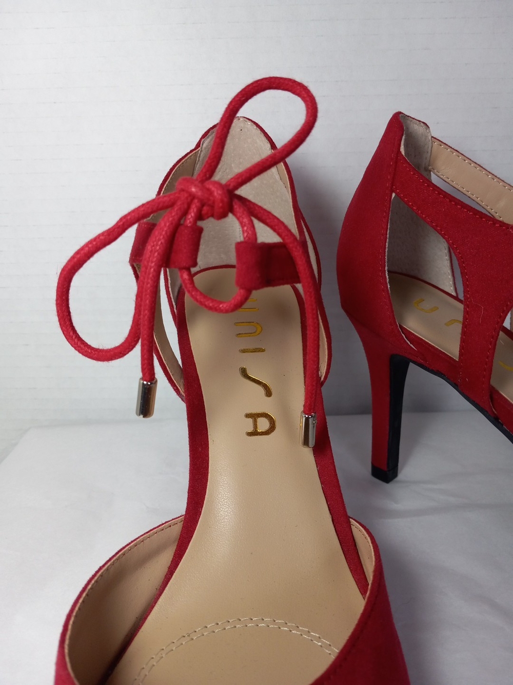 Unisa Red Faux Suede Pointed-Toe Tie Ankle Heels - Women Size 8 - Picture 10 of 10